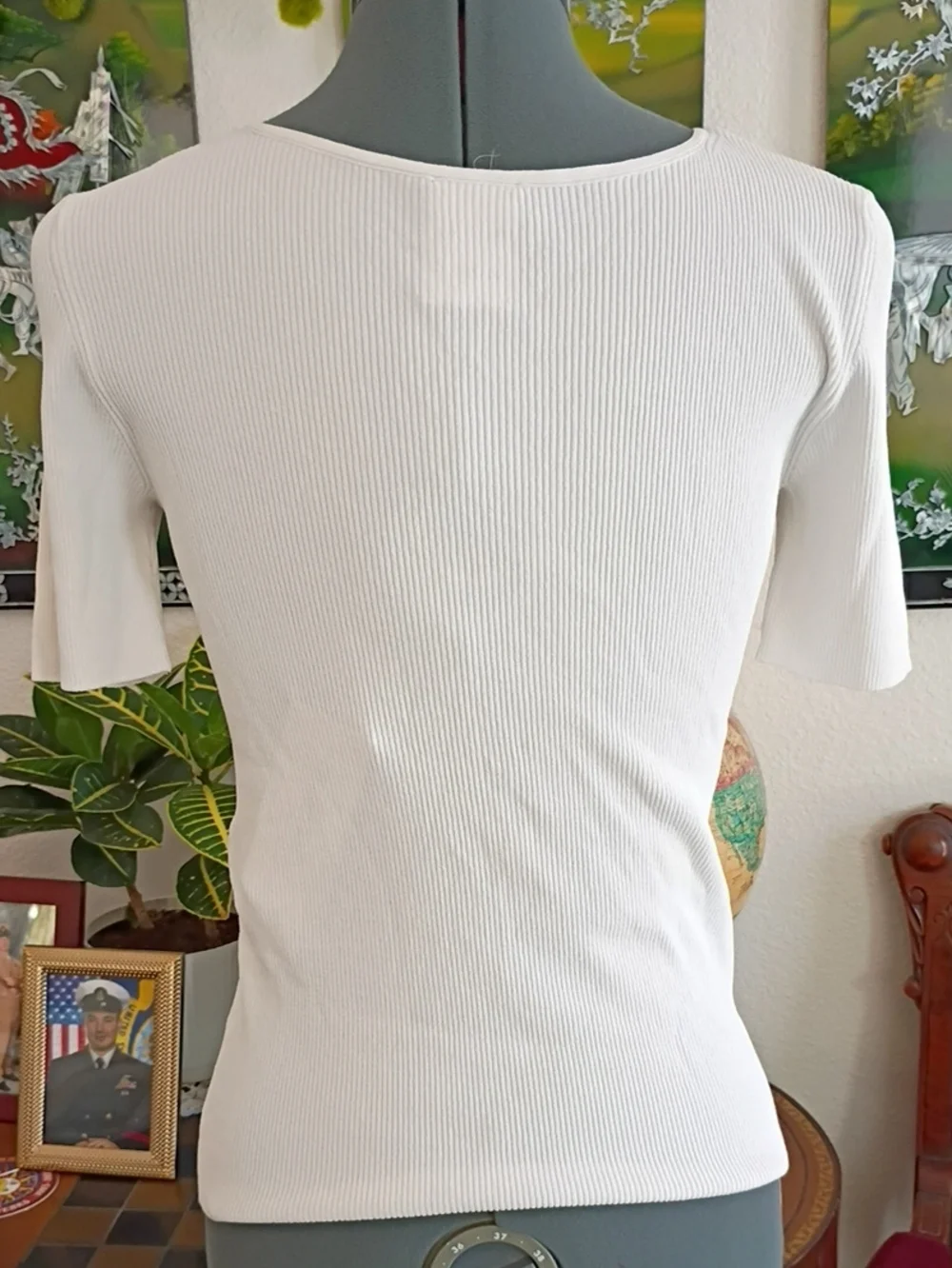 CHANEL White Ribbed Short Sleeve Knit Top